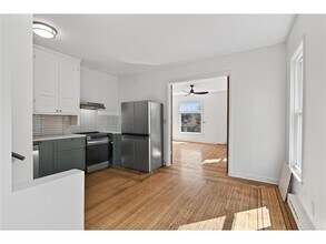 2210 Colfax Ave South in Minneapolis, MN - Building Photo - Building Photo
