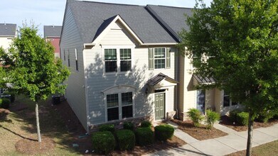 3027 Potomac River Pkwy in Charlotte, NC - Building Photo - Building Photo