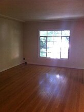 734-736 McClatchy Way in Sacramento, CA - Foto de edificio - Building Photo