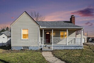 2710 Hazel Ave in Dayton, OH - Building Photo