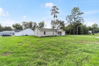691 NE 130th Ct in Silver Springs, FL - Building Photo - Building Photo