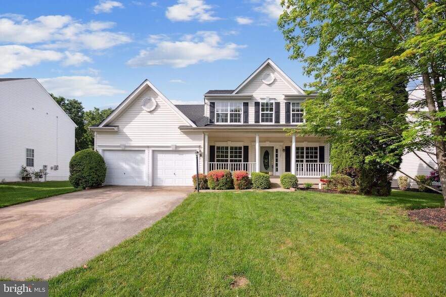 43137 Binkley Cir in Leesburg, VA - Building Photo