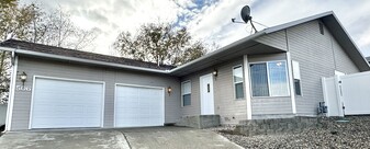 506 Kristine Pl