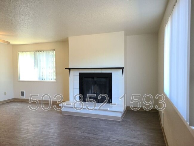 2326 21st Pl in Forest Grove, OR - Building Photo - Building Photo