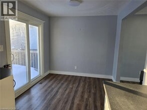 593 Mt Anne Dr in Waterloo, ON - Building Photo - Building Photo