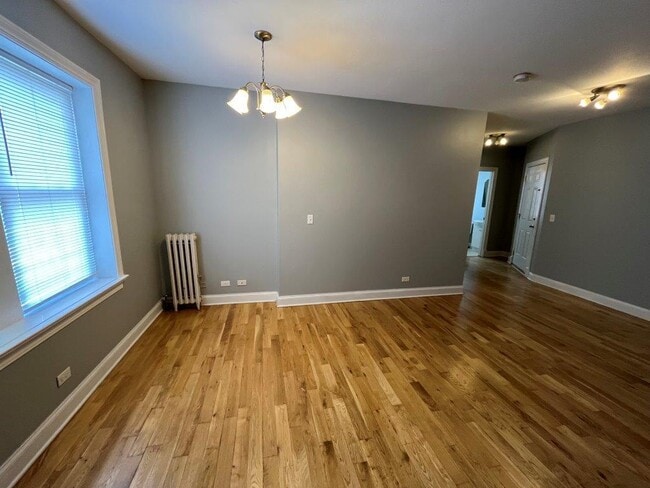 4558 W George St in Chicago, IL - Building Photo - Building Photo