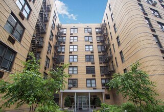 85 4th Ave in New York, NY - Building Photo - Building Photo
