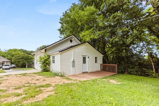 1230 Irwin Ave in Maryville, TN - Building Photo - Building Photo