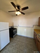 218 Flax Hill Rd in Norwalk, CT - Building Photo - Building Photo