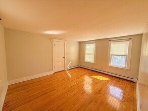 106 Washington St in Malden, MA - Building Photo - Building Photo