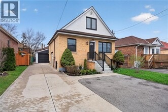 698 Upper Sherman Ave in Hamilton, ON - Building Photo - Building Photo