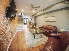 819 N Montford Ave in Baltimore, MD - Foto de edificio - Building Photo