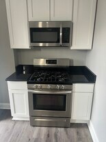 1478 S 9th St, Unit 2 Bedroom 1 Bath in Camden, NJ - Building Photo