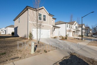 724 Warm Rays Wy in Acworth, GA - Building Photo - Building Photo