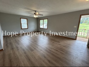 168 Old Corinth Rd in Newnan, GA - Building Photo - Building Photo