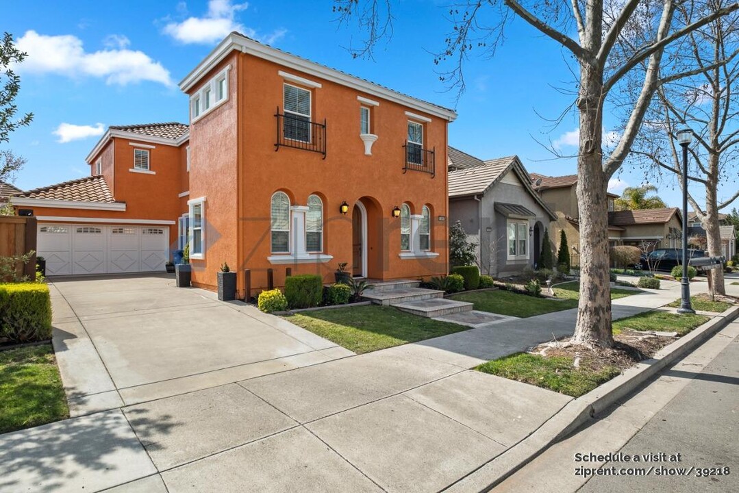 1286 Halifax Way in San Ramon, CA - Foto de edificio