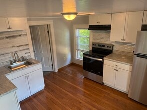 110 Lake Ave, Unit 110 Lake Avenue Up Apt in Hilton, NY - Foto de edificio - Building Photo