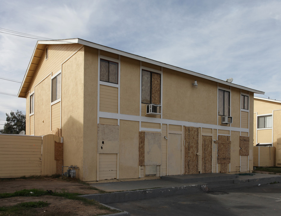 8145 Philbin in Riverside, CA - Building Photo