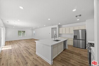 15769 Agave Ave in Chino, CA - Building Photo - Building Photo
