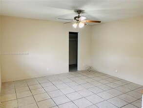 3049 NW 9th Ave in Wilton Manors, FL - Building Photo - Building Photo