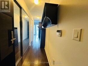 65 St Mary St in Toronto, ON - Building Photo - Building Photo