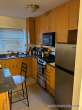 461 Park Dr, Unit 104 in Boston, MA - Foto de edificio - Building Photo