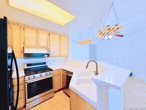 11892 Scripps Creek Dr in San Diego, CA - Building Photo - Building Photo