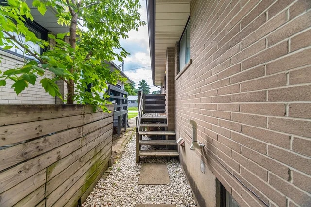 5 Gairey Dr in Halton Hills, ON - Building Photo