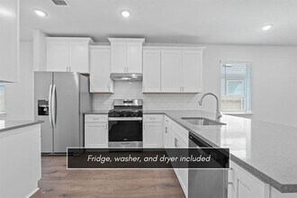 6349 Marsh Ln in Buda, TX - Building Photo - Building Photo