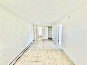 900 Lexington St in Waltham, MA - Foto de edificio - Building Photo