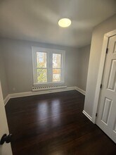 200 Main St-Unit -Unit 3 in Portland, CT - Building Photo - Building Photo