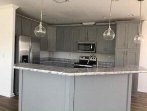 1104 Jacaranda Ct in Naples, FL - Building Photo - Building Photo