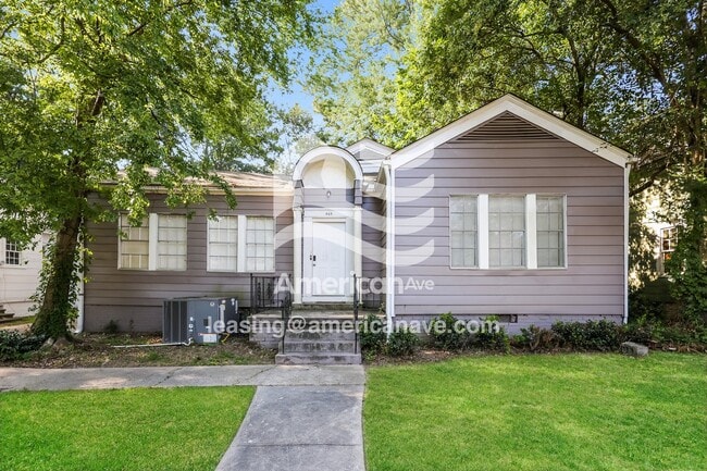 property at 465 E Ridgeway St