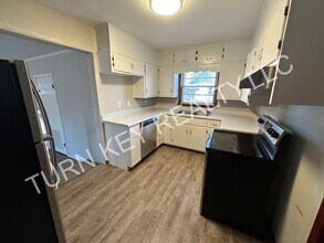 1209 Columbia Ave in Gardendale, AL - Building Photo - Building Photo