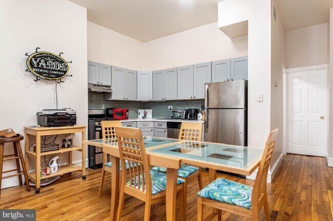 415 Fairmount Ave in Philadelphia, PA - Building Photo - Building Photo