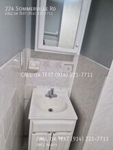 224 Sommerville Pl in Yonkers, NY - Foto de edificio - Building Photo