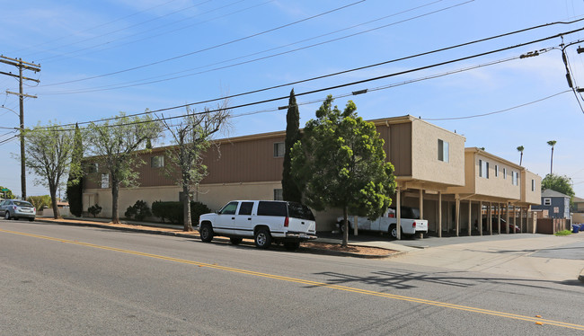 Woodlawn Terrace in National City, CA - Building Photo - Building Photo