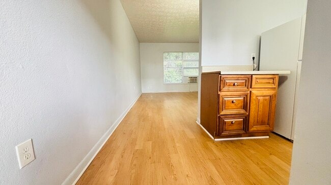 property at 905 Thomas St