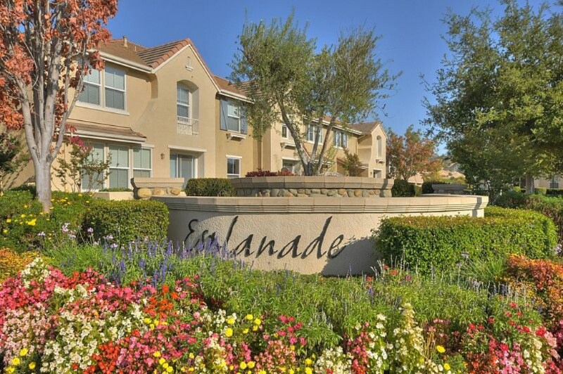 2002 Esplanade Cir in Folsom, CA - Building Photo