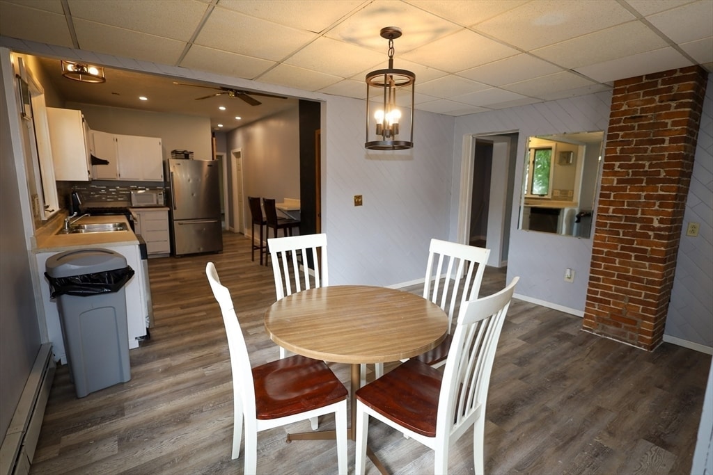 12 John St in Worcester, MA - Foto de edificio