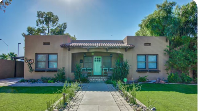 property at 709 W Culver St