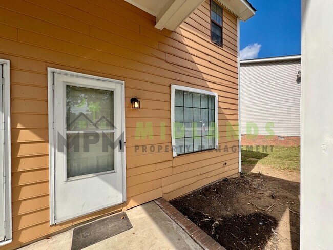 1603 Westchester Dr in Columbia, SC - Building Photo - Building Photo