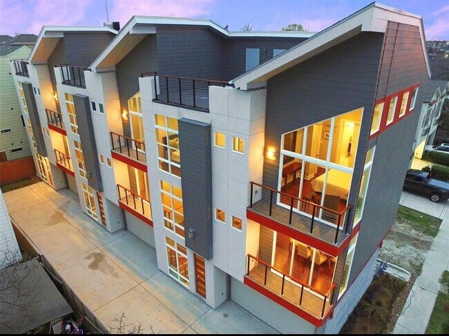 5305 Darling St in Houston, TX - Building Photo - Building Photo