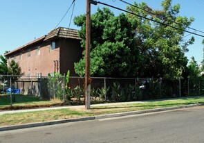 4688 E Clay Ave Apartments