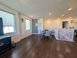 44819 S Grimmer Blvd in Fremont, CA - Building Photo - Building Photo