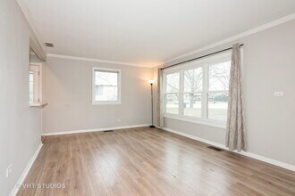 3104 Fremont St in Rolling Meadows, IL - Building Photo - Building Photo