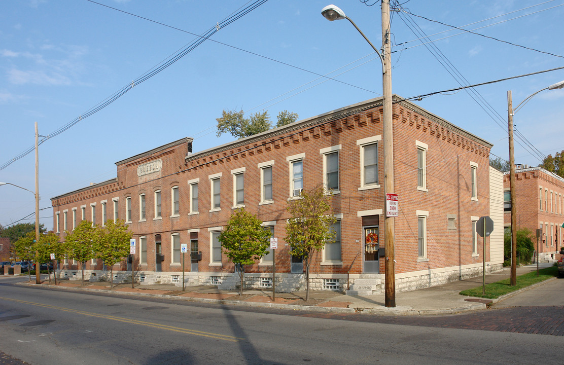 294-310 E Whittier St in Columbus, OH - Foto de edificio