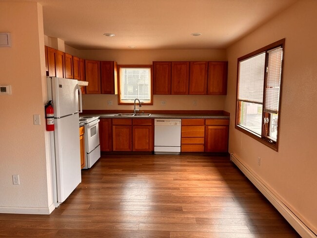 1516 Latouche St in Anchorage, AK - Building Photo - Building Photo