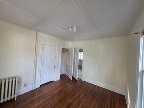 37 Chase Ave in Springfield, MA - Building Photo - Building Photo