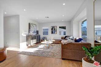 4130 McLaughlin Ave in Los Angeles, CA - Building Photo - Building Photo